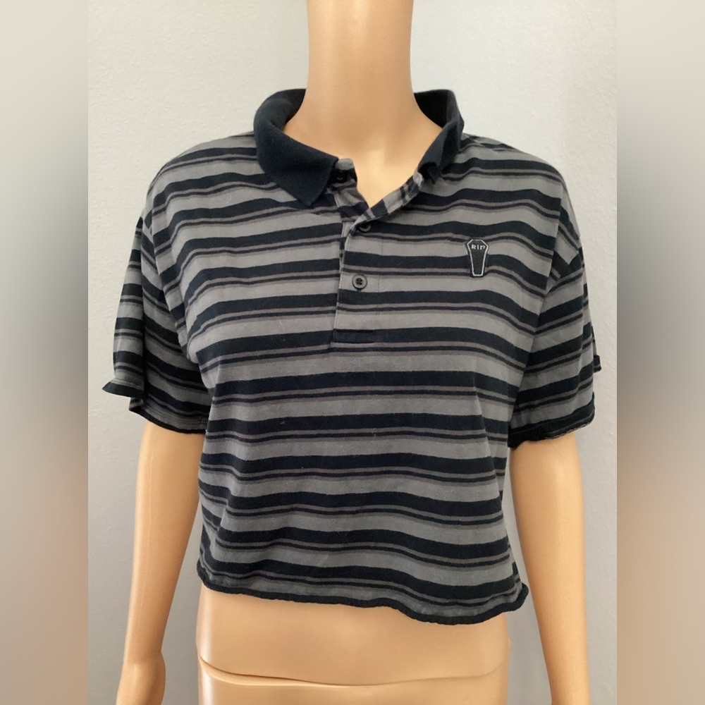 🪦 rip striped coffin polo Hot Topic